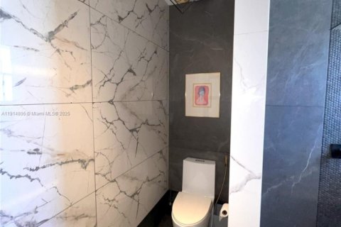 Купить таунхаус в Дорал, Флорида 3 спальни, 150.32м2, № 1971310 - фото 13