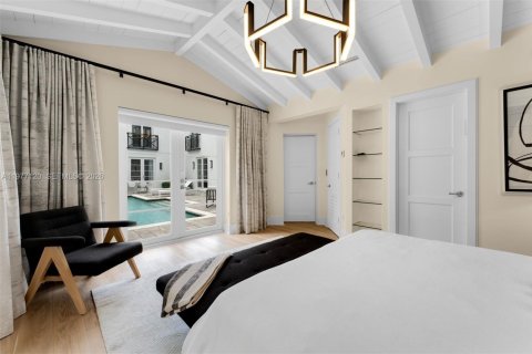 Купить виллу или дом в Майами-Бич, Флорида 6 спален, 481.33м2, № 2041094 - фото 14