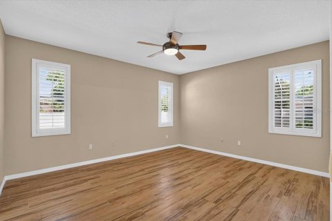 House in Holiday, Florida 4 bedrooms, 228.73 sq.m. № 2314154 - photo 23