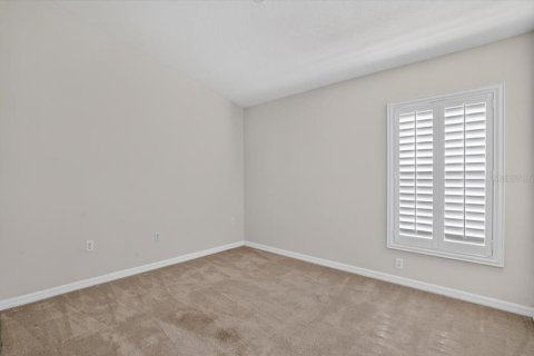 House in Holiday, Florida 4 bedrooms, 228.73 sq.m. № 2314154 - photo 30