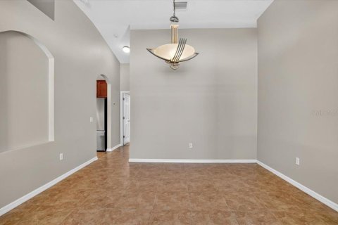 House in Holiday, Florida 4 bedrooms, 228.73 sq.m. № 2314154 - photo 14