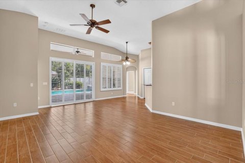 House in Holiday, Florida 4 bedrooms, 228.73 sq.m. № 2314154 - photo 9