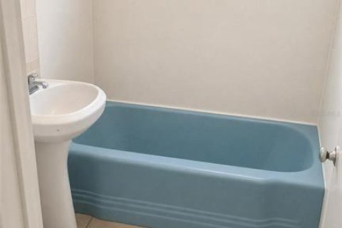 Купить виллу или дом в Сент-Питерсберг, Флорида 7 комнат, 102.19м2, № 2207789 - фото 5
