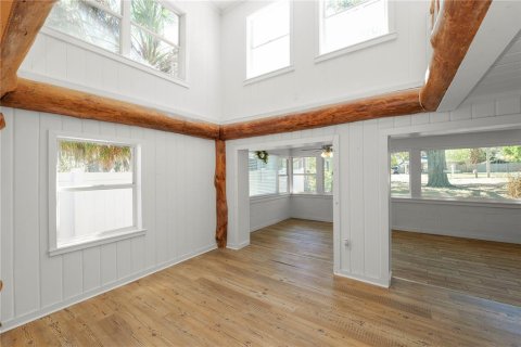 House in Winter Haven, Florida 3 bedrooms, 172.43 sq.m. № 2216766 - photo 15
