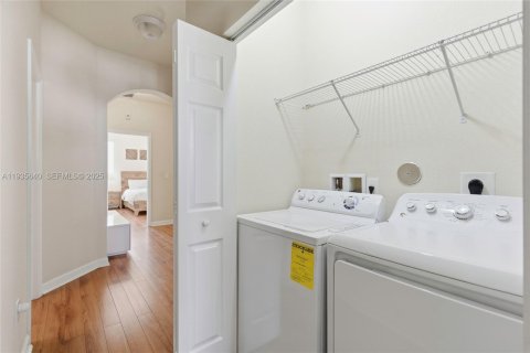 Adosado en alquiler en Plantation, Florida, 3 dormitorios, 161.84 m2 № 1993770 - foto 24