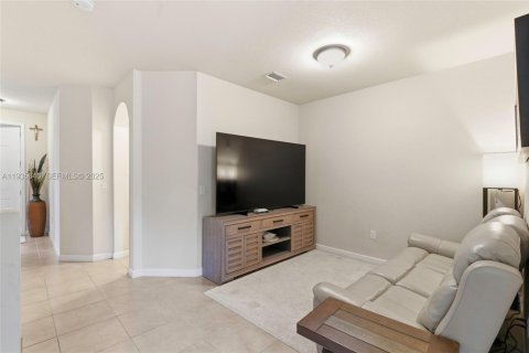 Adosado en alquiler en Plantation, Florida, 3 dormitorios, 161.84 m2 № 1993770 - foto 7