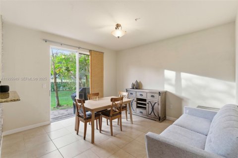 Adosado en alquiler en Plantation, Florida, 3 dormitorios, 161.84 m2 № 1993770 - foto 10