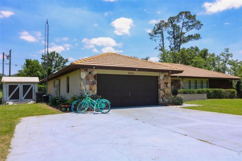 House in Indian lake estates, Florida 3 bedrooms, 189.06 sq.m. № 1670879 - photo 5