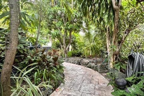 Купить земельный участок в Майами, Флорида № 2041860 - фото 18