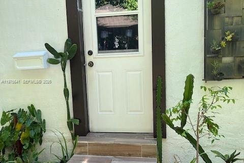 Купить земельный участок в Майами, Флорида № 2041860 - фото 10