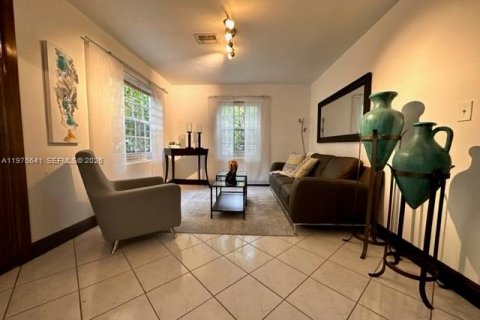 Купить земельный участок в Майами, Флорида № 2041860 - фото 7