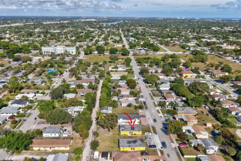 Immobilier commercial à vendre à Delray Beach, Floride: 246.38 m2 № 1999107 - photo 18