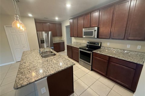 House in Palm Coast, Florida 3 bedrooms, 188.59 sq.m. № 1906775 - photo 4