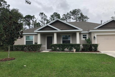 House in Palm Coast, Florida 3 bedrooms, 188.59 sq.m. № 1906775 - photo 1