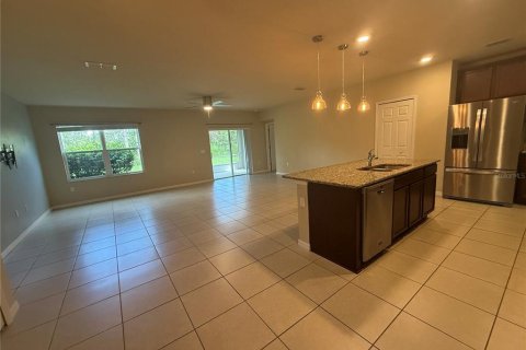 House in Palm Coast, Florida 3 bedrooms, 188.59 sq.m. № 1906775 - photo 3