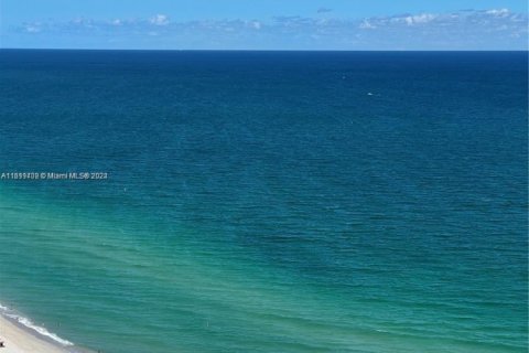 Copropriété à louer à Miami Beach, Floride: 1 chambre, 63.45 m2 № 1959854 - photo 1