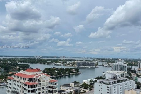 Copropriété à louer à Miami Beach, Floride: 1 chambre, 63.45 m2 № 1959854 - photo 16