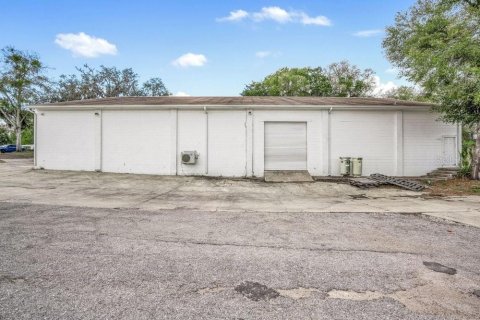 Commercial property in Orange City, Florida 84.54 sq.m. № 2112053 - photo 3