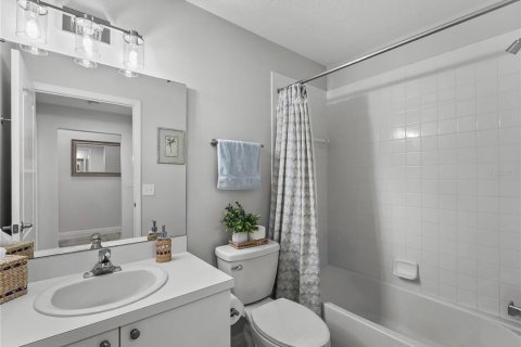 Copropriété à vendre à Sarasota, Floride: 2 chambres, 133.13 m2 № 2434508 - photo 14