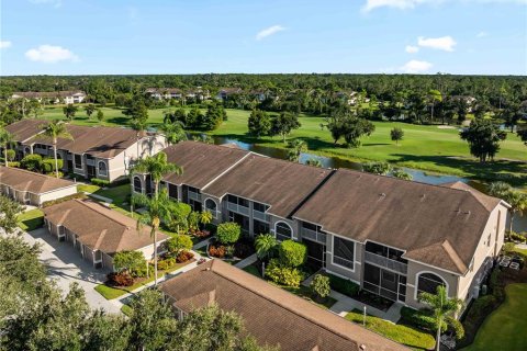 Copropriété à vendre à Sarasota, Floride: 2 chambres, 133.13 m2 № 2434508 - photo 2