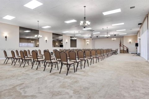 Copropriété à vendre à North Miami Beach, Floride: 1 chambre № 2042257 - photo 20