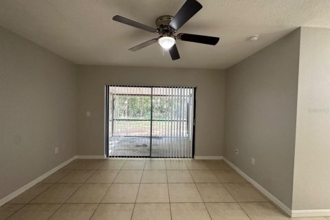 House in Kissimmee, Florida 4 bedrooms, 157.38 sq.m. № 2235643 - photo 13