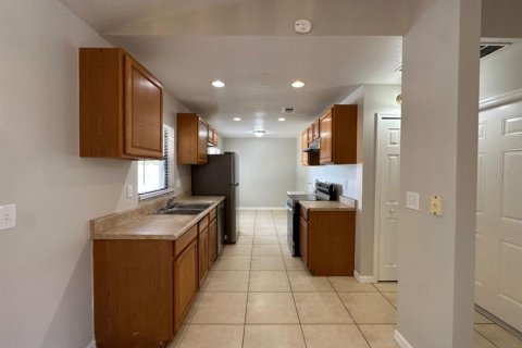 House in Kissimmee, Florida 4 bedrooms, 157.38 sq.m. № 2235643 - photo 11