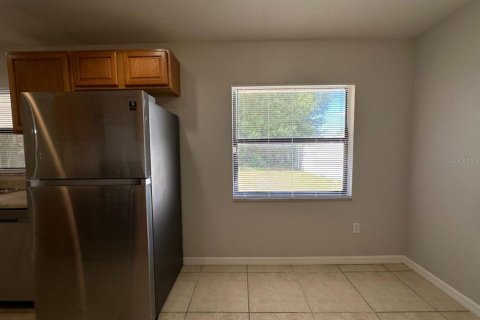House in Kissimmee, Florida 4 bedrooms, 157.38 sq.m. № 2235643 - photo 12