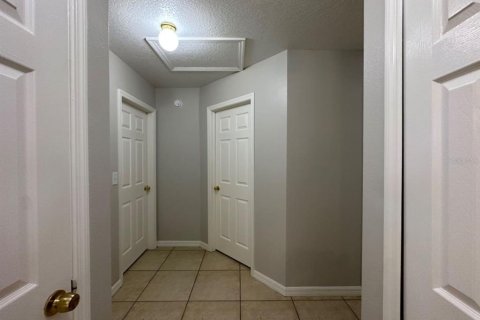 House in Kissimmee, Florida 4 bedrooms, 157.38 sq.m. № 2235643 - photo 24