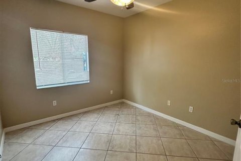 Condo in Orlando, Florida, 3 bedrooms  № 1906761 - photo 11