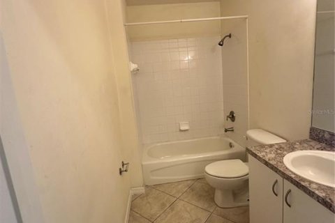 Condo in Orlando, Florida, 3 bedrooms  № 1906761 - photo 7