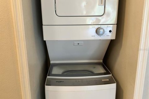 Condo in Orlando, Florida, 3 bedrooms  № 1906761 - photo 12