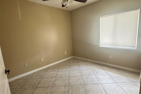 Condo in Orlando, Florida, 3 bedrooms  № 1906761 - photo 10