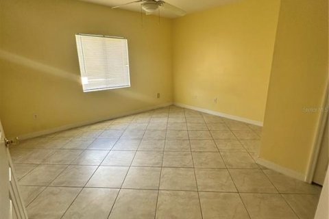 Condo in Orlando, Florida, 3 bedrooms  № 1906761 - photo 6