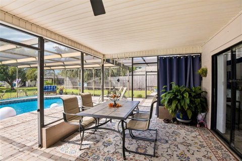 House in Spring Hill, Florida 2 bedrooms, 102.66 sq.m. № 2395905 - photo 25