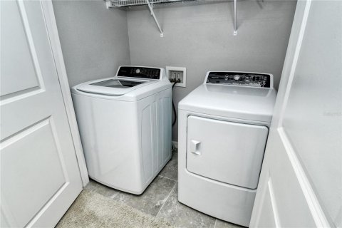 Touwnhouse à vendre à Sarasota, Floride: 3 chambres, 160.16 m2 № 1555489 - photo 27
