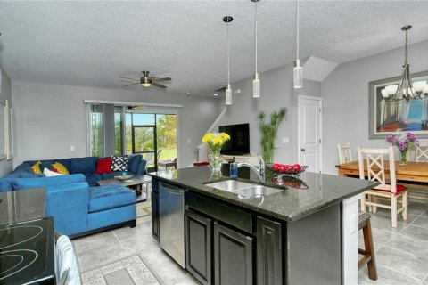 Touwnhouse à vendre à Sarasota, Floride: 3 chambres, 160.16 m2 № 1555489 - photo 19