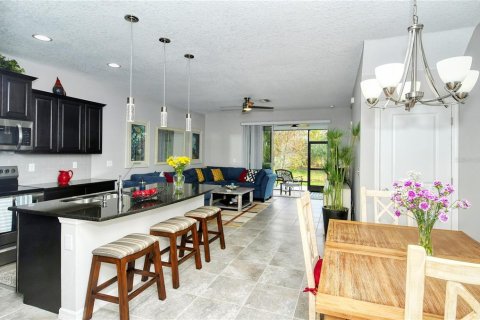 Touwnhouse à vendre à Sarasota, Floride: 3 chambres, 160.16 m2 № 1555489 - photo 3