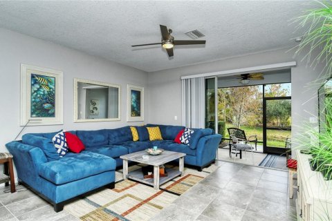 Touwnhouse à vendre à Sarasota, Floride: 3 chambres, 160.16 m2 № 1555489 - photo 5