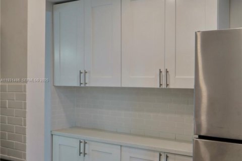 Купить кондоминиум в Авентура, Флорида 1 спальня, 71.35м2, № 1990119 - фото 7