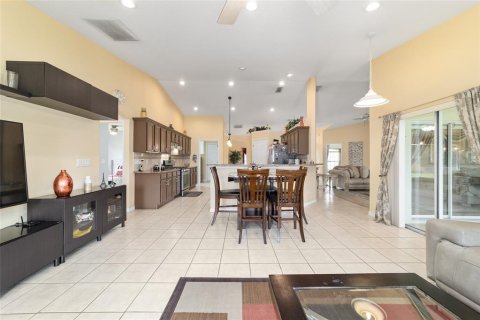 Villa ou maison à vendre à Ocala, Floride: 5 chambres, 251.95 m2 № 1907191 - photo 30