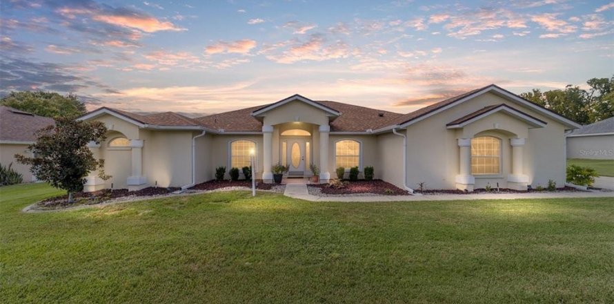 Villa ou maison à Ocala, Floride 5 chambres, 251.95 m2 № 1907191