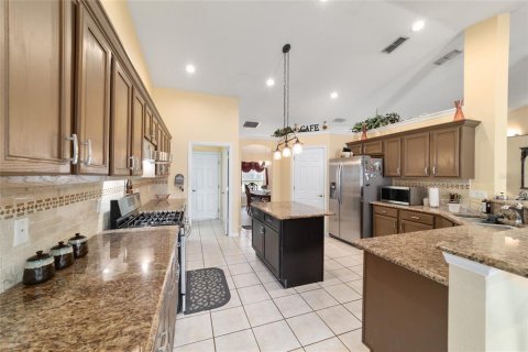 Villa ou maison à vendre à Ocala, Floride: 5 chambres, 251.95 m2 № 1907191 - photo 10