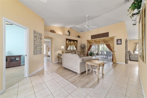 Villa ou maison à vendre à Ocala, Floride: 5 chambres, 251.95 m2 № 1907191 - photo 17