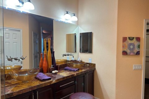 Copropriété à louer à Bradenton, Floride: 3 chambres, 216.65 m2 № 1772902 - photo 28