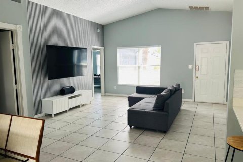 Villa ou maison à vendre à Orlando, Floride: 3 chambres, 115.57 m2 № 2427381 - photo 2