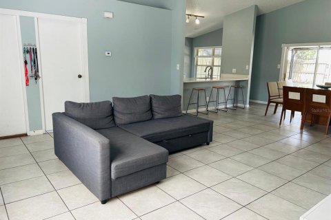 Villa ou maison à vendre à Orlando, Floride: 3 chambres, 115.57 m2 № 2427381 - photo 4