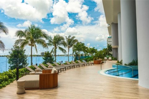 Condominio en alquiler en Miami, Florida, 1 dormitorio № 1926149 - foto 8