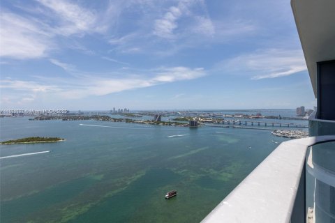 Condominio en alquiler en Miami, Florida, 1 dormitorio № 1926149 - foto 4