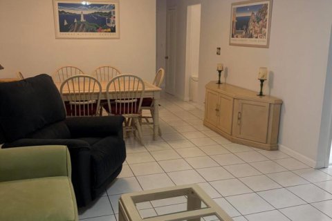 Condo in Fort Lauderdale, Florida, 2 bedrooms  № 2399951 - photo 5